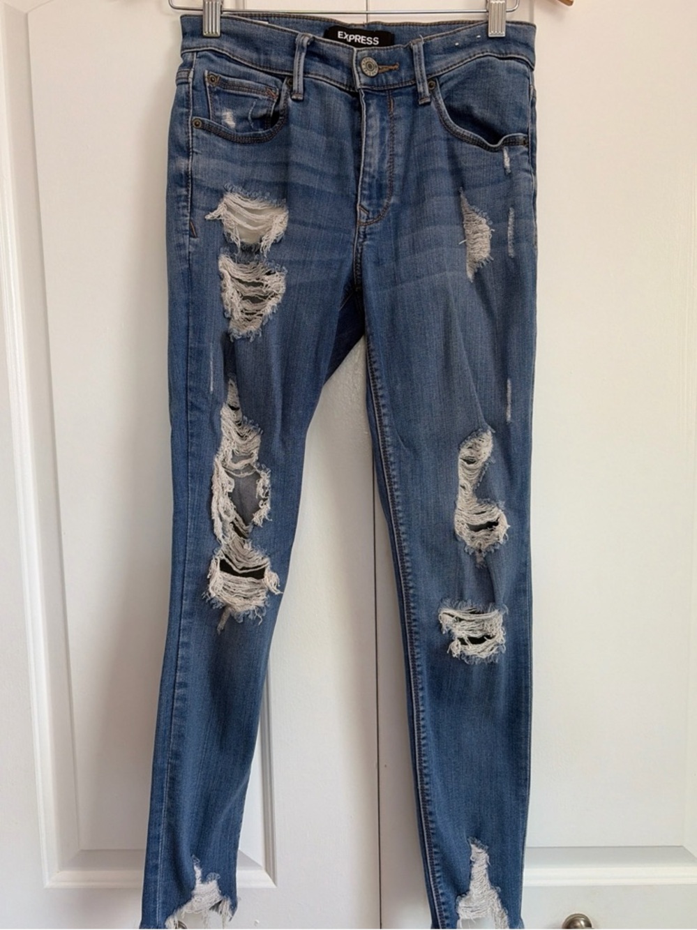 Express Jeans Bundle Women Size 4 Skinny Mid Rise Distressed Denim 2 Pair - Picture 11 of 16